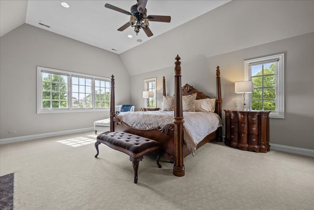 1690 Tallgrass Lane, Lake Forest, IL 60045