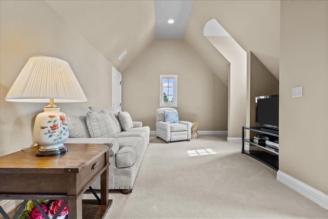 1690 Tallgrass Lane, Lake Forest, IL 60045