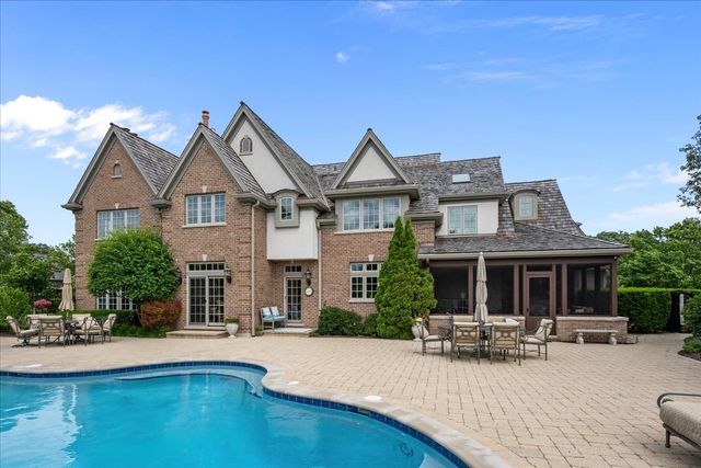 1690 Tallgrass Lane, Lake Forest, IL 60045