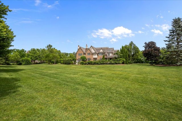 1690 Tallgrass Lane, Lake Forest, IL 60045