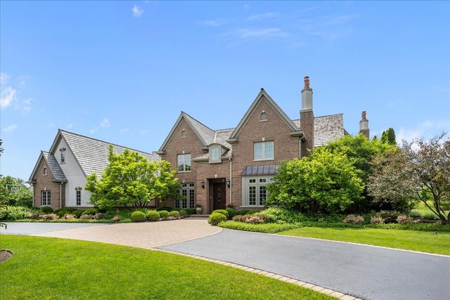 1690 Tallgrass Lane, Lake Forest, IL 60045