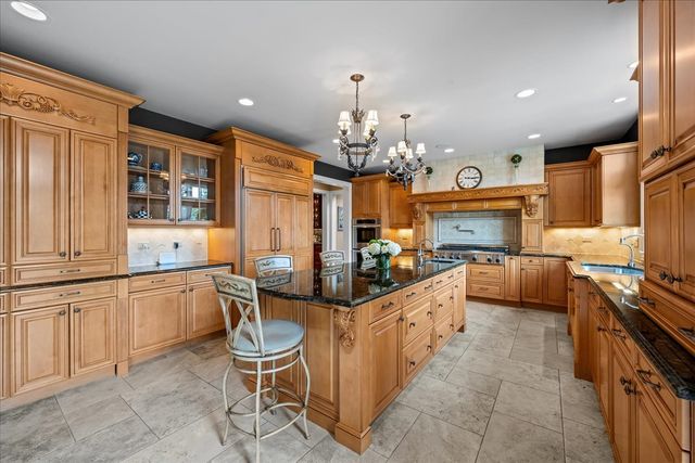 1690 Tallgrass Lane, Lake Forest, IL 60045