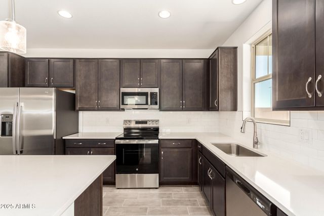 11615 W BECK Avenue, Youngtown, AZ 85363