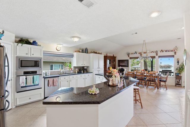 201 Lords Circle, Coldspring, TX 77331