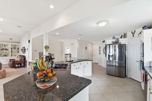 201 Lords Circle, Coldspring, TX 77331