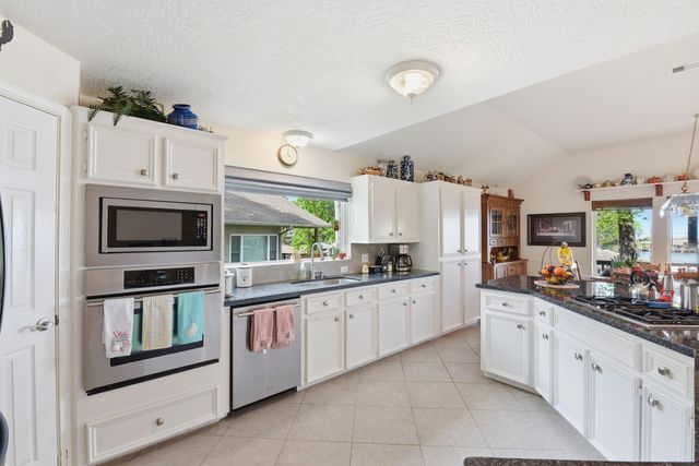 201 Lords Circle, Coldspring, TX 77331