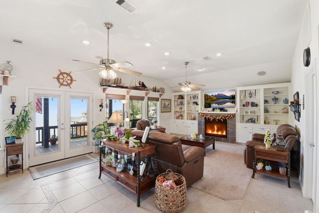 201 Lords Circle, Coldspring, TX 77331