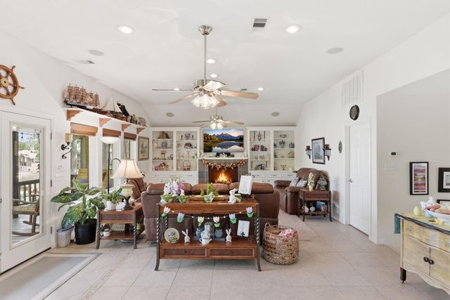 201 Lords Circle, Coldspring, TX 77331