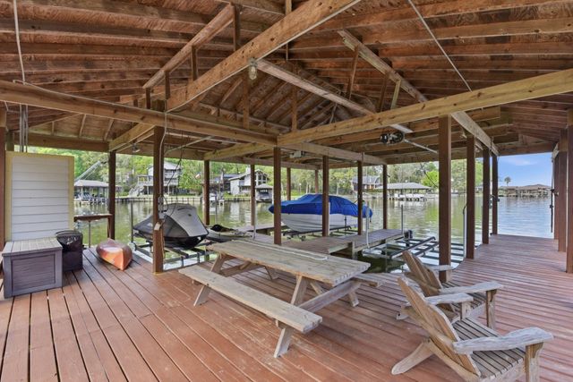 201 Lords Circle, Coldspring, TX 77331