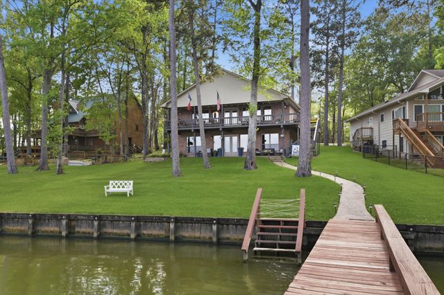 201 Lords Circle, Coldspring, TX 77331