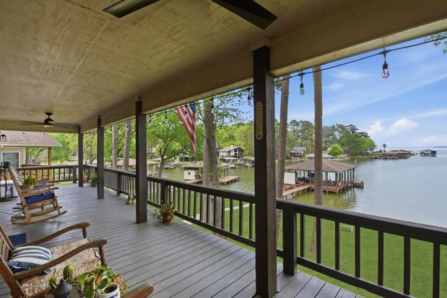 201 Lords Circle, Coldspring, TX 77331