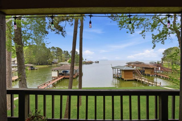 201 Lords Circle, Coldspring, TX 77331
