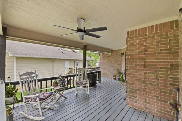 201 Lords Circle, Coldspring, TX 77331