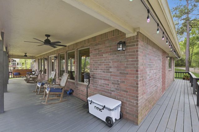 201 Lords Circle, Coldspring, TX 77331