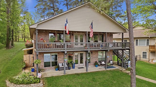 201 Lords Circle, Coldspring, TX 77331