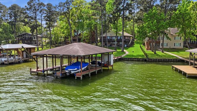 201 Lords Circle, Coldspring, TX 77331