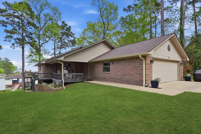 201 Lords Circle, Coldspring, TX 77331