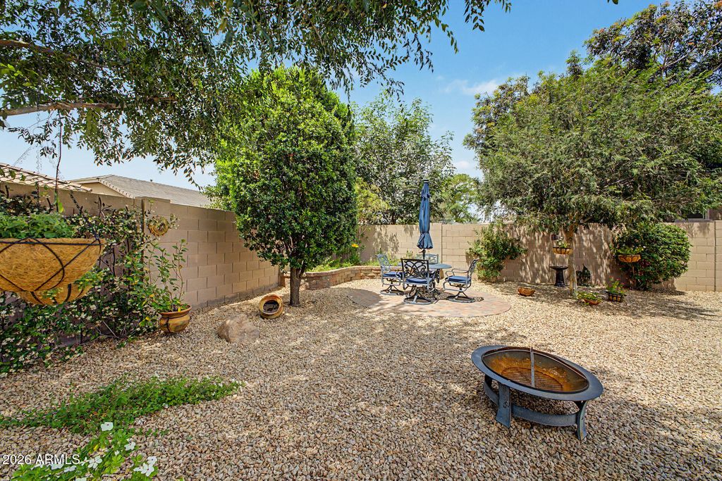 Image 30 of property listing at 24030 N 164TH Drive, Surprise, AZ 85387