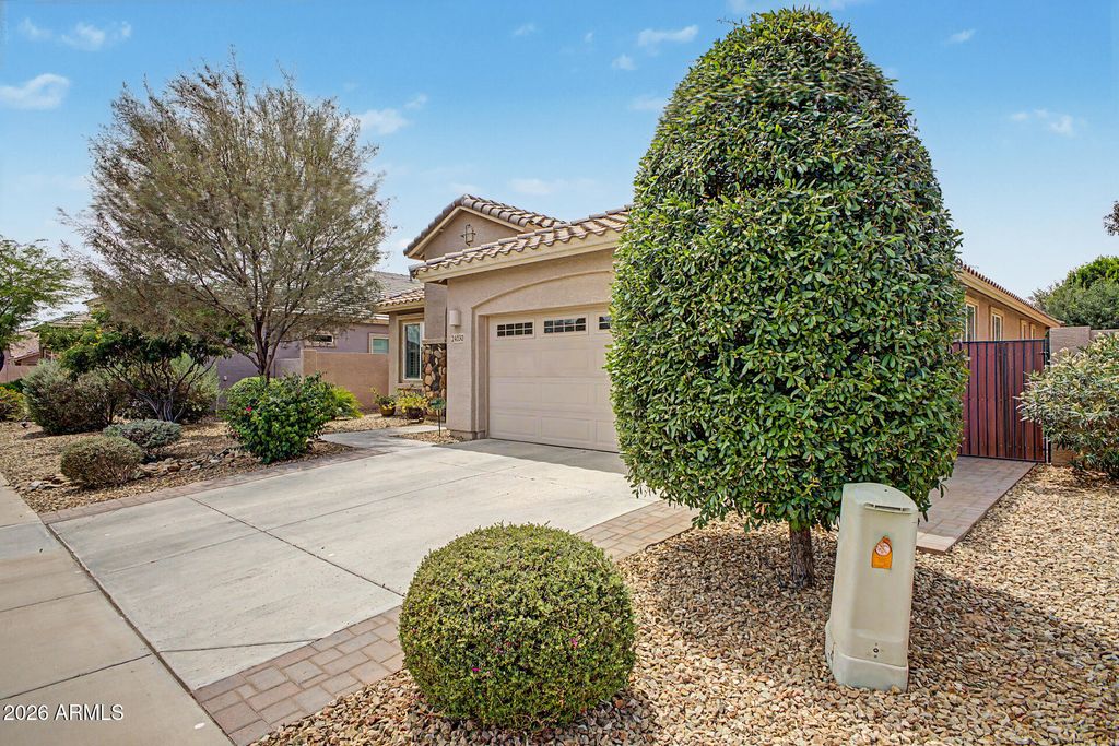 Image 31 of property listing at 24030 N 164TH Drive, Surprise, AZ 85387