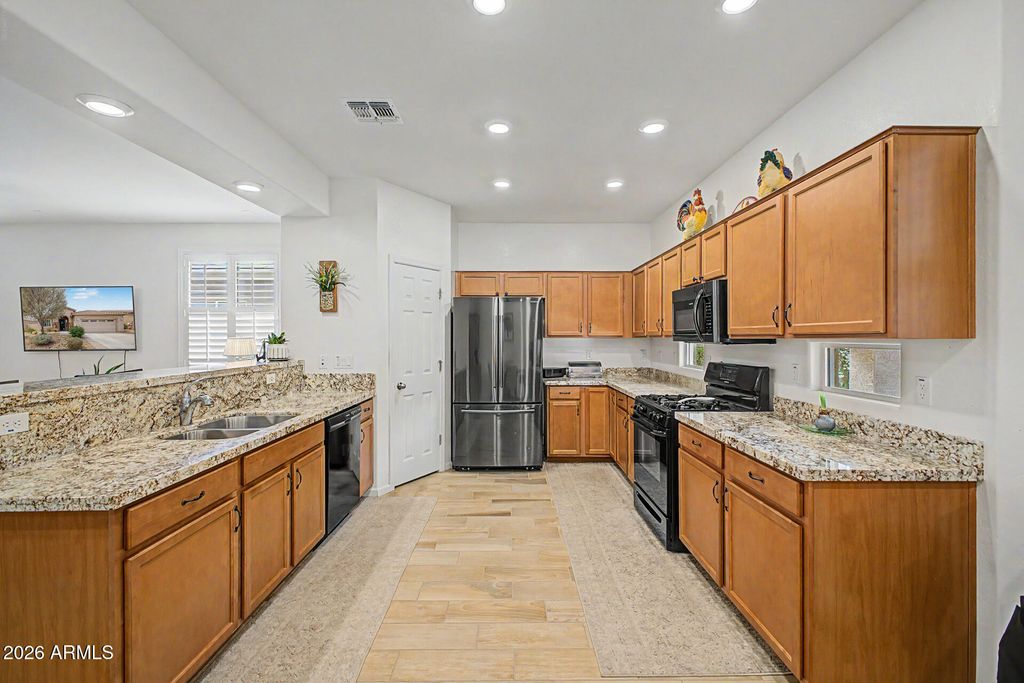 Image 4 of property listing at 24030 N 164TH Drive, Surprise, AZ 85387