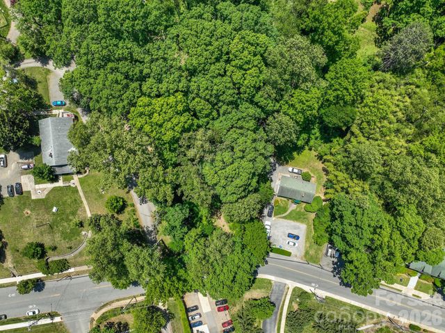 99999 Montford Avenue, Asheville, NC 28801