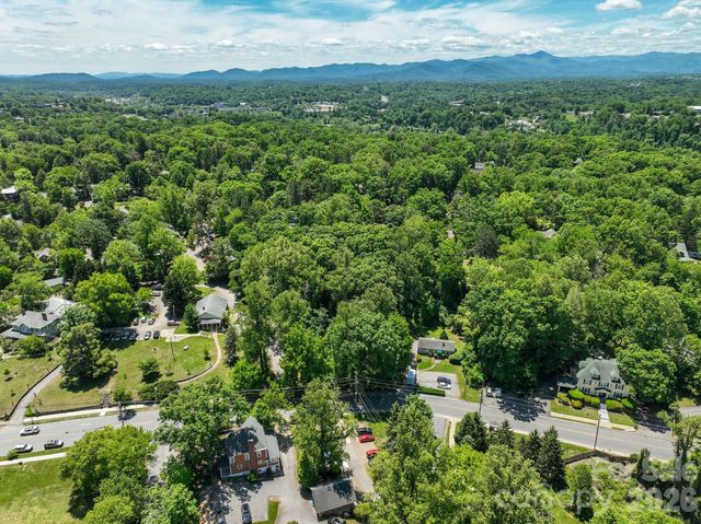 99999 Montford Avenue, Asheville, NC 28801