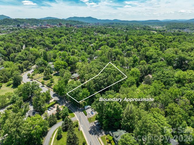 99999 Montford Avenue, Asheville, NC 28801