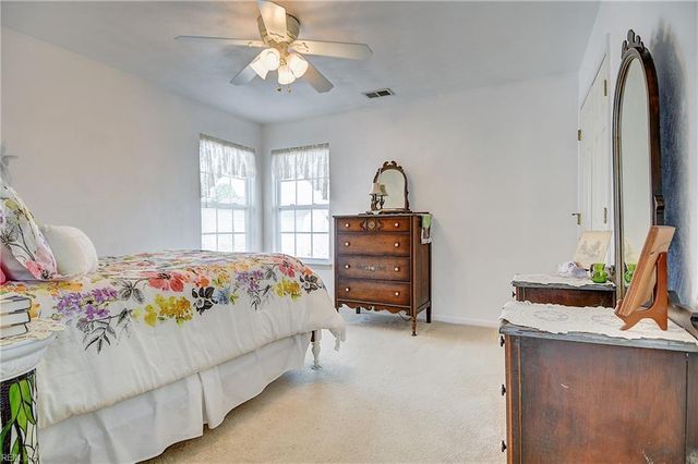 105 Highfield Rd, Suffolk, VA 23434