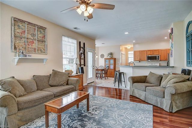 105 Highfield Rd, Suffolk, VA 23434