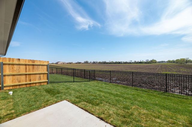 11322 W 35th Cir, Wichita, KS 67215