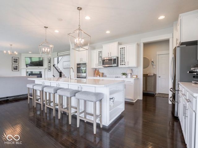 2488 Stonehaven Drive, Avon, IN 46123