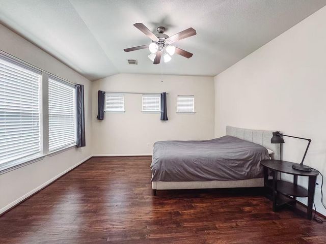 3923 Calgary Circle, Missouri City, TX 77459