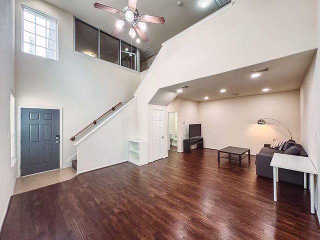 3923 Calgary Circle, Missouri City, TX 77459