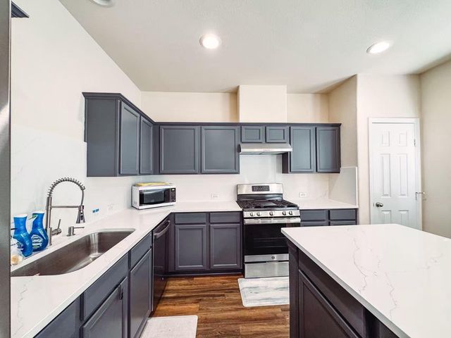 3923 Calgary Circle, Missouri City, TX 77459