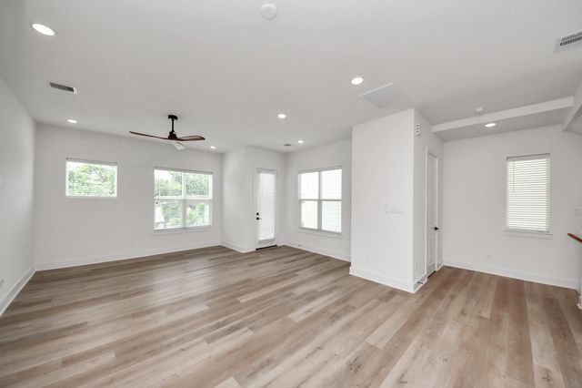 3313 Daphne Street, Houston, TX 77021