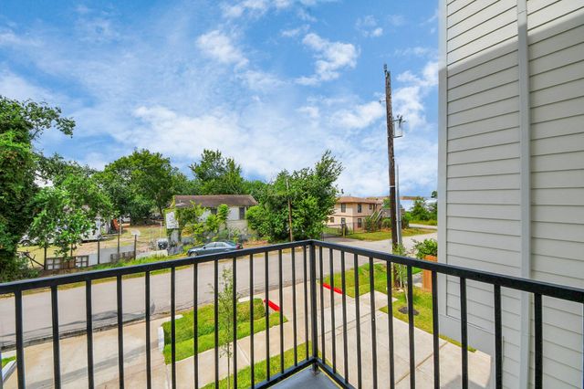 3313 Daphne Street, Houston, TX 77021