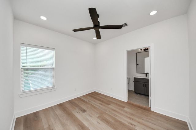 3313 Daphne Street, Houston, TX 77021