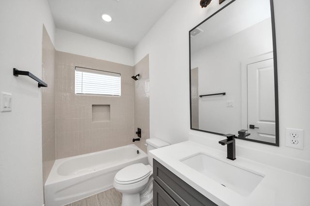 3313 Daphne Street, Houston, TX 77021