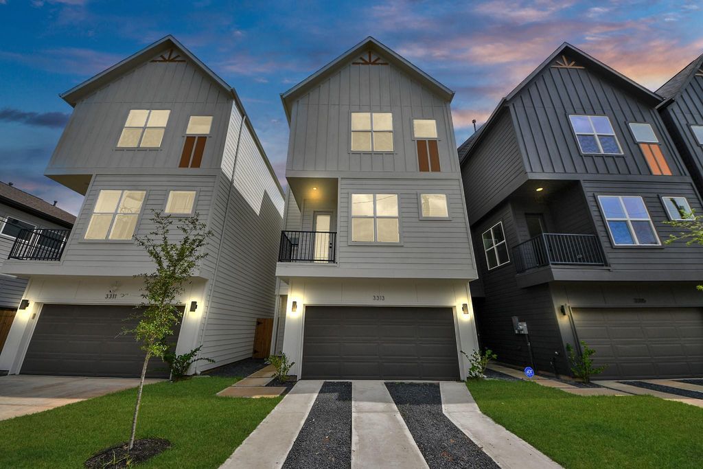 3313 Daphne Street, Houston, TX 77021