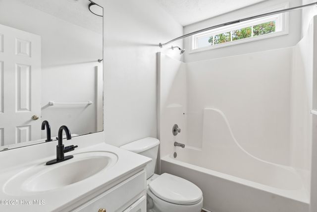 558 Wiregrass Road, Rockingham, NC 28379