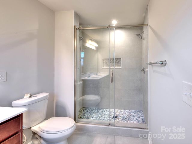 2833 Sand Cove Court, Denver, NC 28037