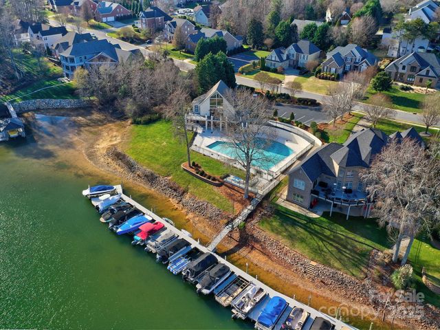 2833 Sand Cove Court, Denver, NC 28037