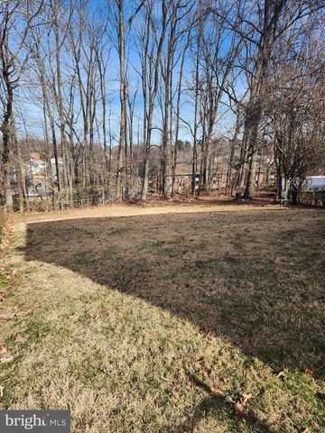 4541 AKRON ST, Temple Hills, MD 20748