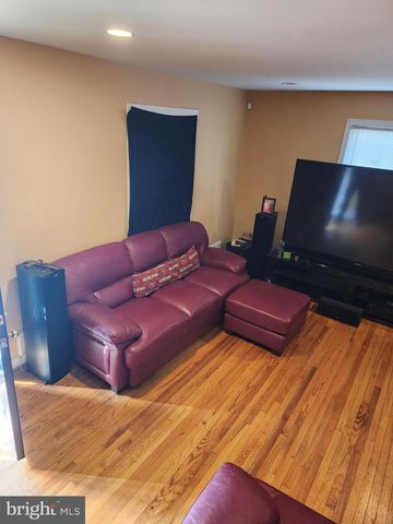 4541 AKRON ST, Temple Hills, MD 20748