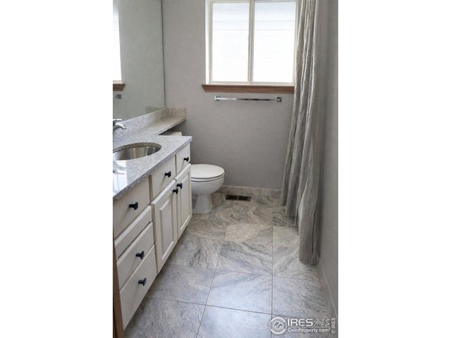 3327 Sentinel Dr, Boulder, CO 80301