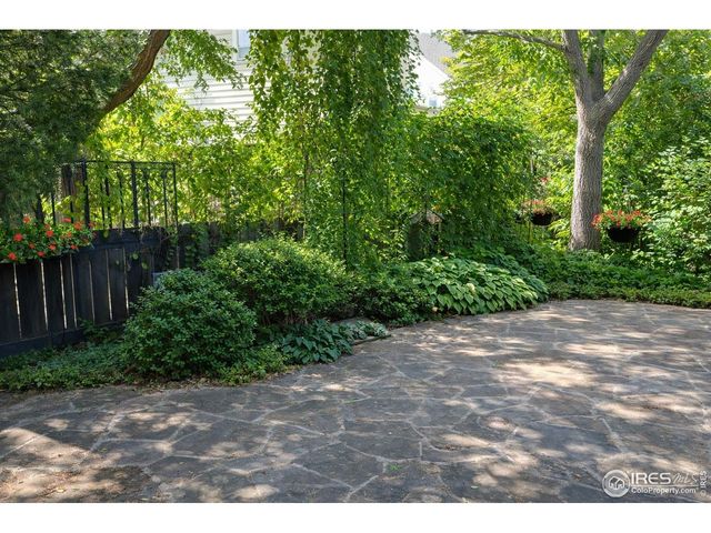 3327 Sentinel Dr, Boulder, CO 80301