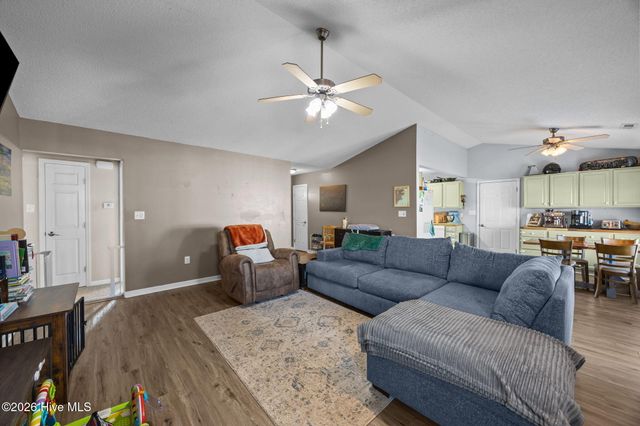 104 Eva Koonce Lane, Richlands, NC 28574