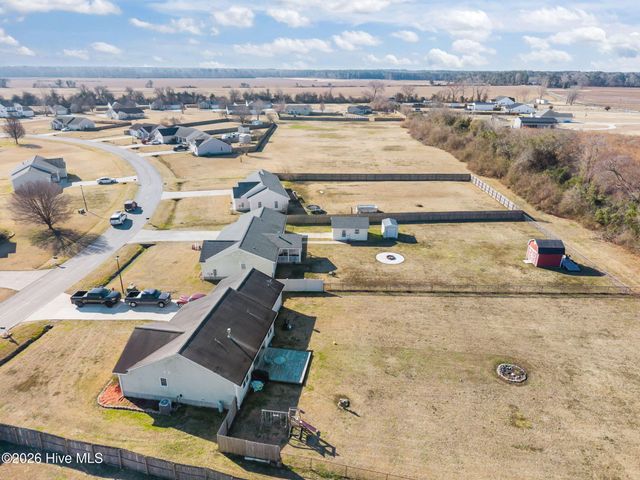 104 Eva Koonce Lane, Richlands, NC 28574