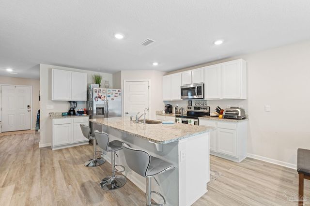 9816 Betula Rd, Pensacola, FL 32526