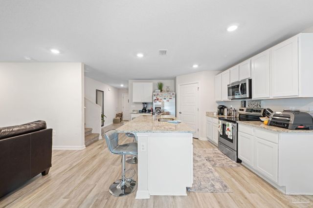 9816 Betula Rd, Pensacola, FL 32526